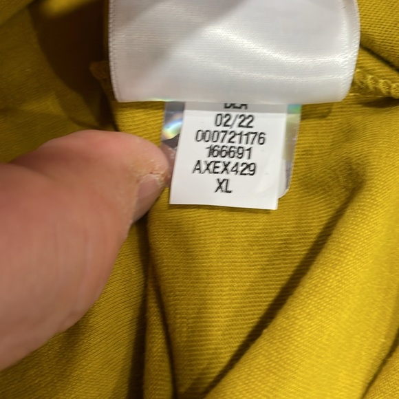 The North Face Men's Yellow T-Shirt - Picture 8 of 8